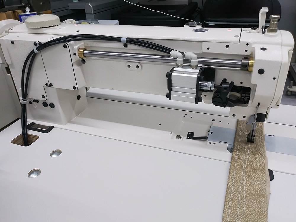 LEATHER MASTER KS-1508L-18 Long Arm Sewing Machine