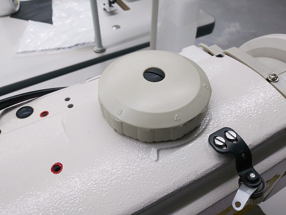 LEATHER MASTER KS-1508L-18 Long Arm Sewing Machine