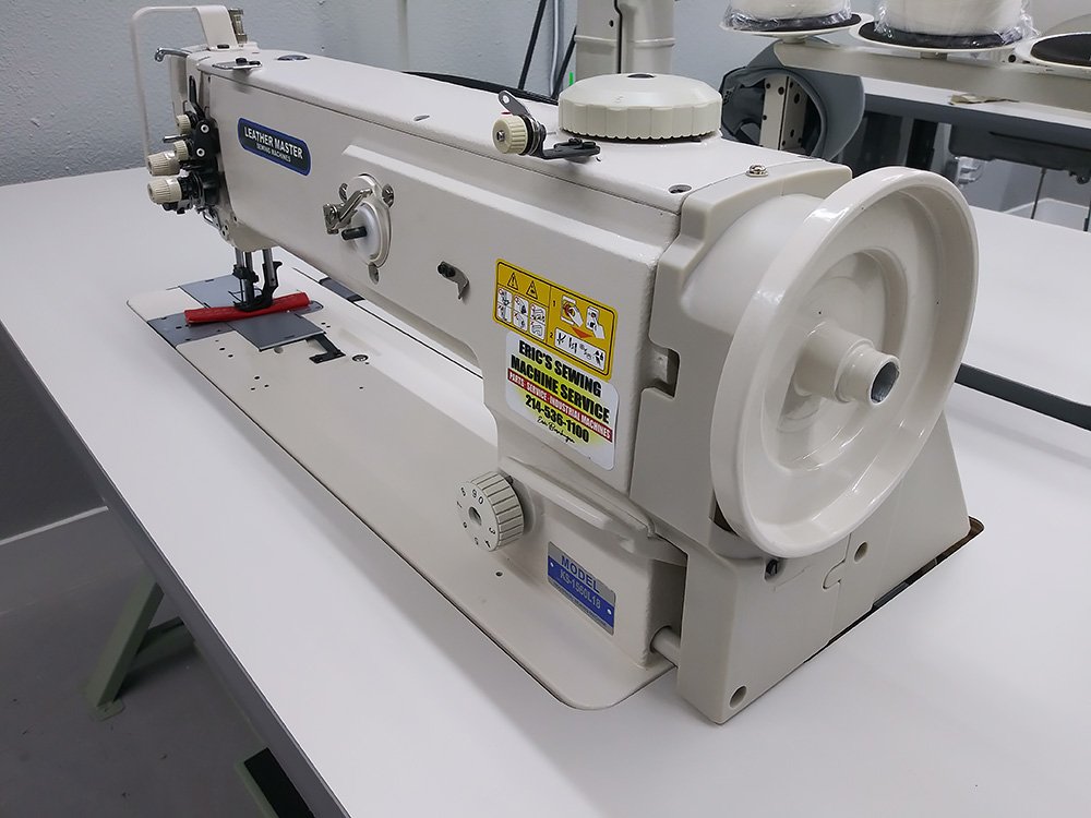 LEATHER MASTER KS-1560L-18 Leather and Upholstery Long Arm Sewing Machine