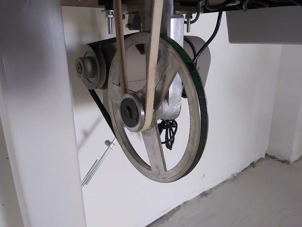 LEATHER MASTER LM-441 Cylinder Arm Leather Sewing Machine