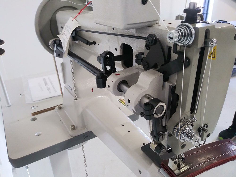 LEATHER MASTER LM-441 Cylinder Arm Leather Sewing Machine