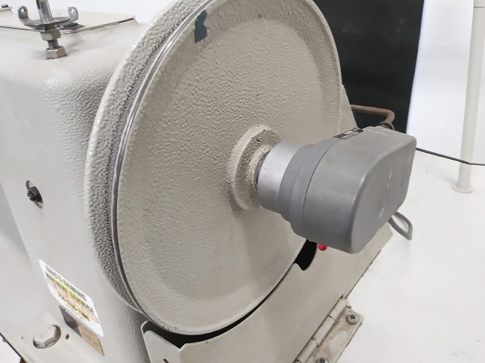 u1_consew744x30_9 - CONSEW 744R-30 One Needle 30 Inch Long Arm Sewing Machine