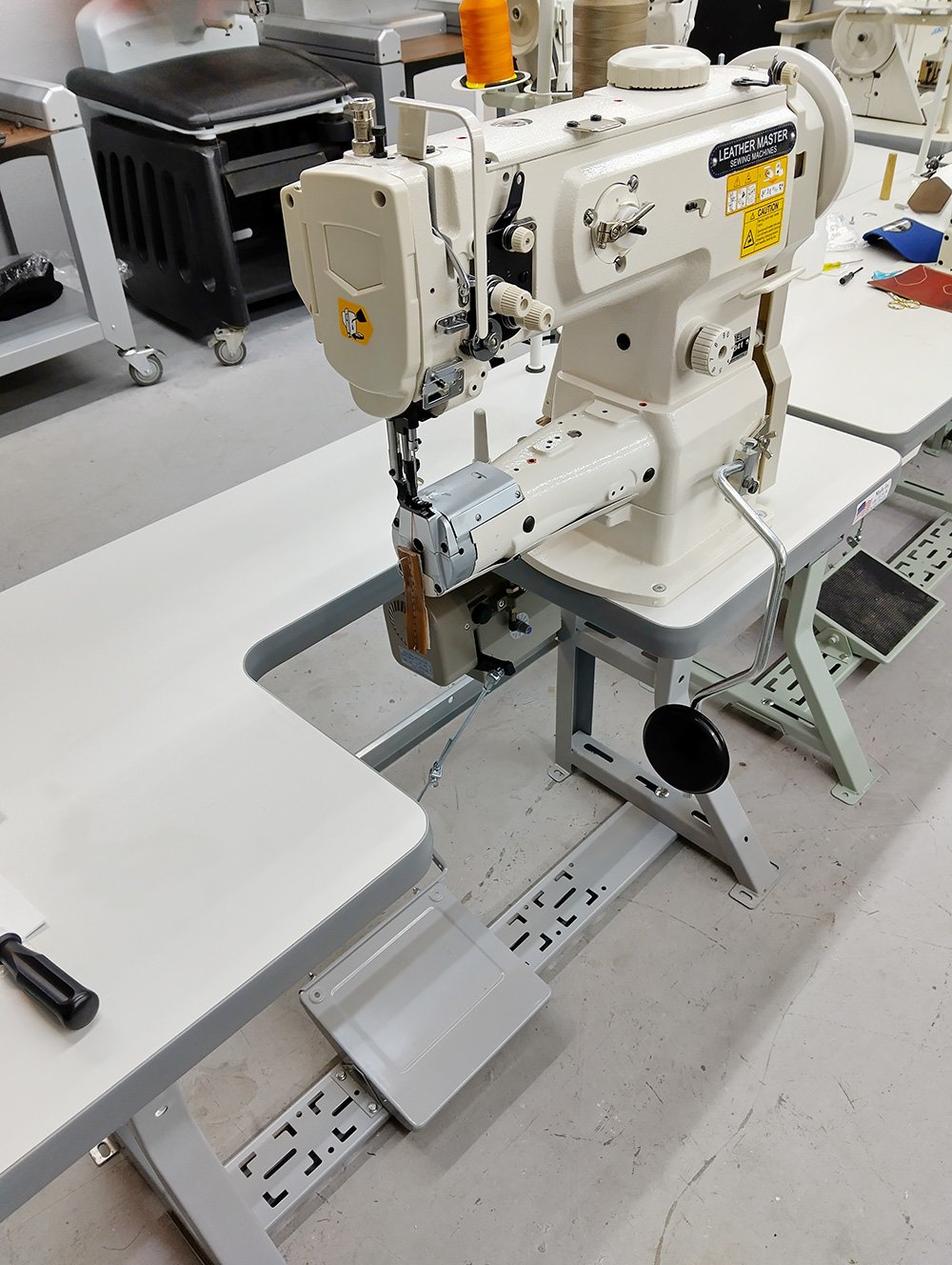 LEATHERMASTER KS-1341 Cylinder Arm Walking Foot Sewing Machine