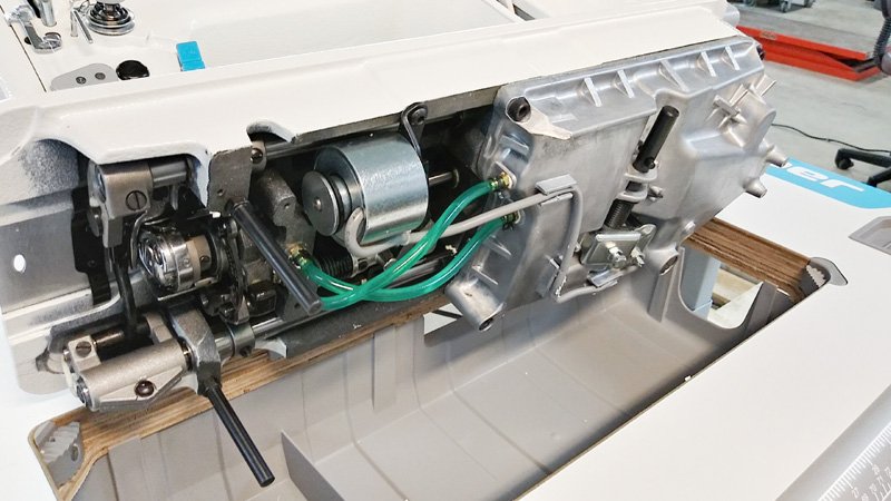 JACK A6F Automatic Needle Feed Sewing Machine