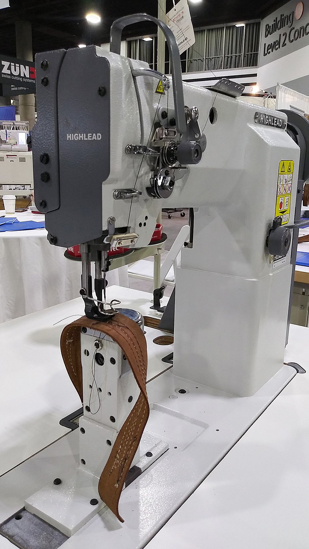 HIGHLEAD GC24608-1R Post Bed Walking Foot Sewing Machine