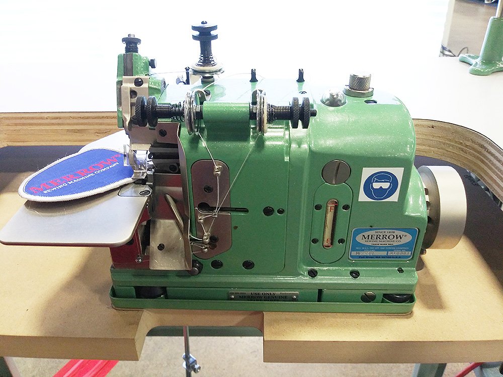 MERROW MG-3U Emblem Edge Sewing Machine