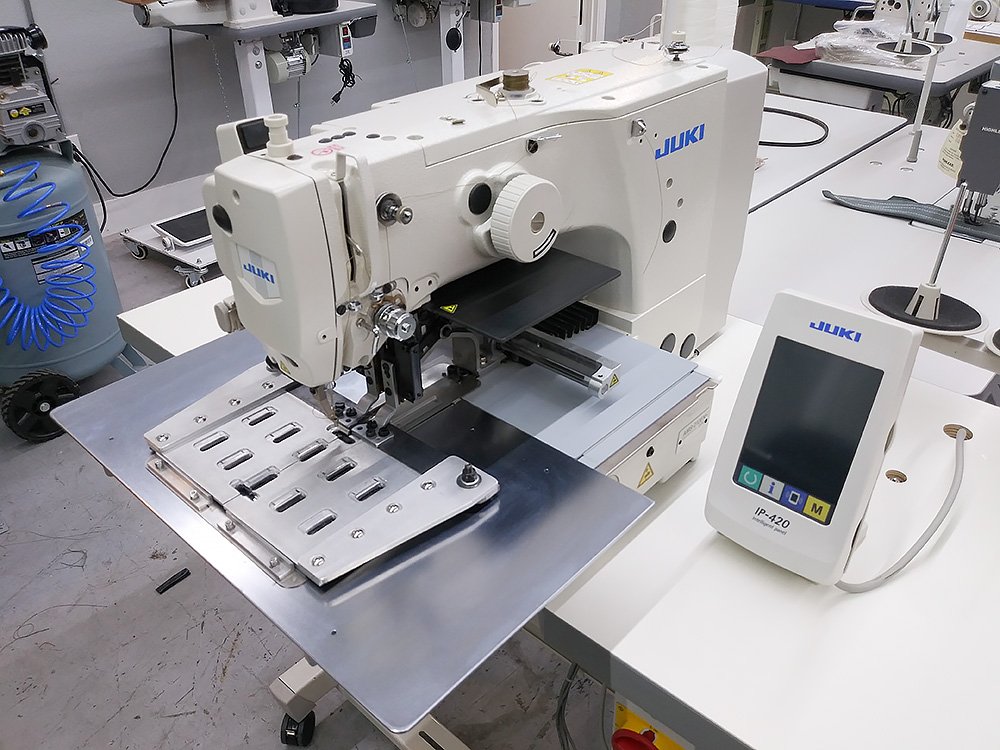 JUKI AMS-210EN-2210HL Pattern Sewing Machine with 8.5" x 4" Sewing Field