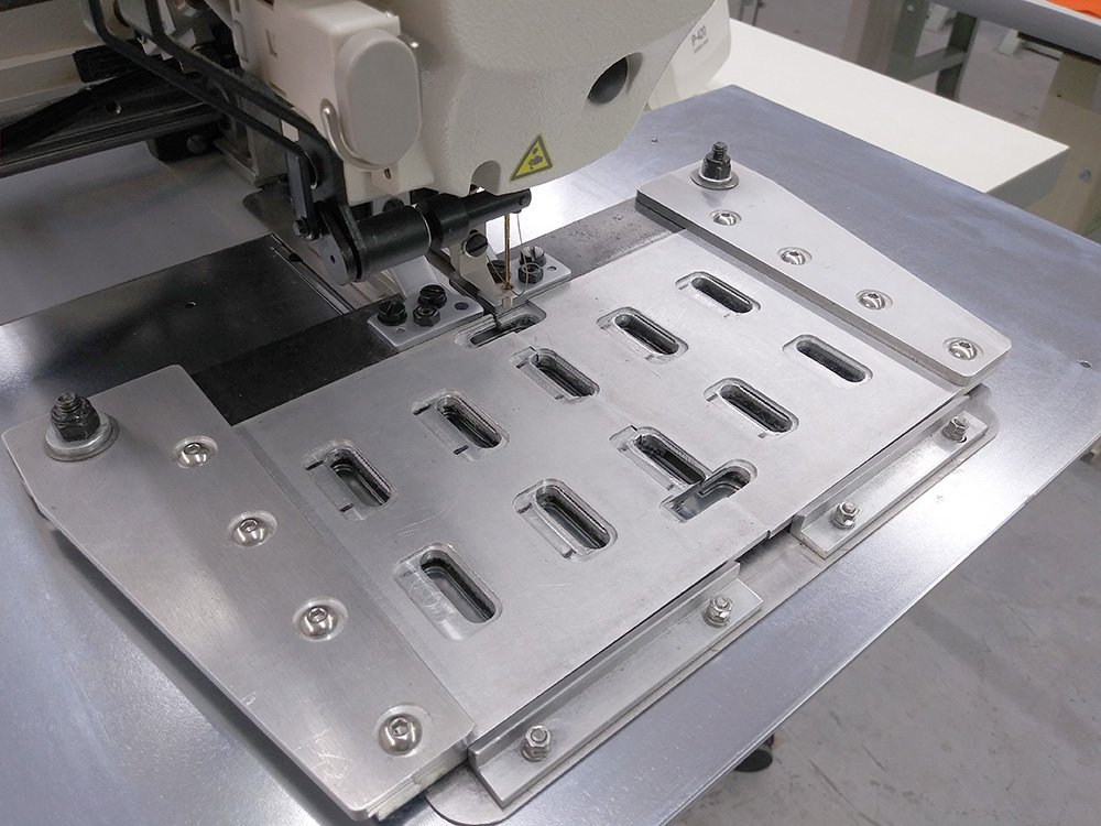 JUKI AMS-210EN-2210HL Pattern Sewing Machine with 8.5" x 4" Sewing Field