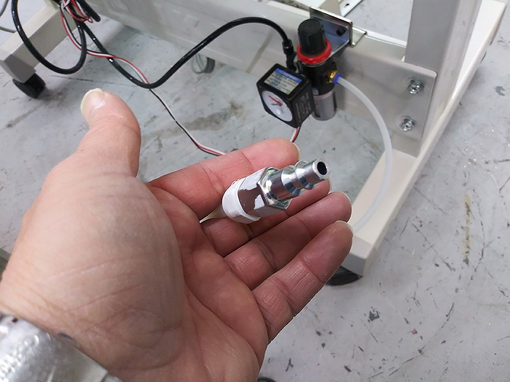 JUKI AMS-210EN-2210HL Pattern Sewing Machine with 8.5" x 4" Sewing Field