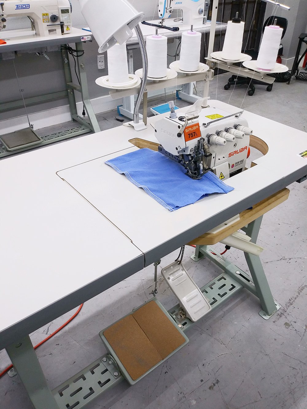 SIRUBA Five Thread Industrial Serger