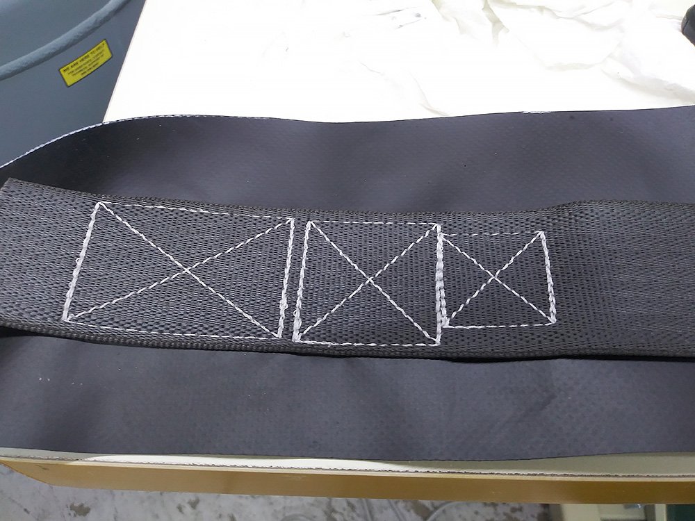 KINGMAX GT-1906BH Box X Sewing Machine for 2" Wide Webbing with On Board Programming