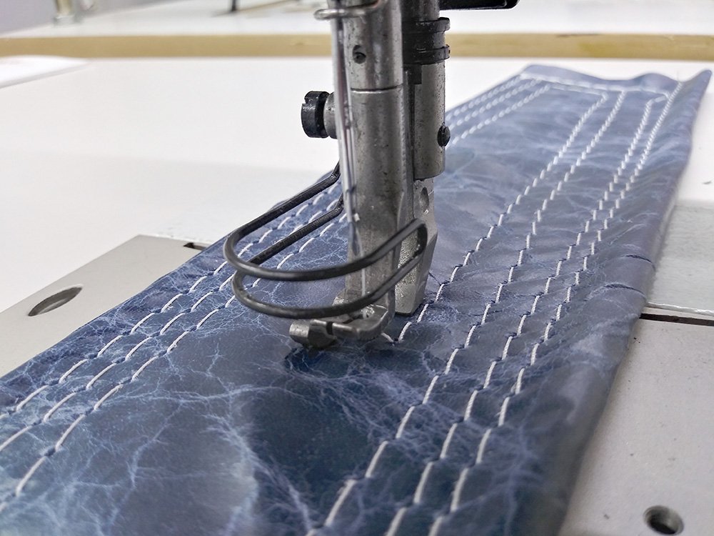 PFAFF 1245 Upholstery Sewing Machine