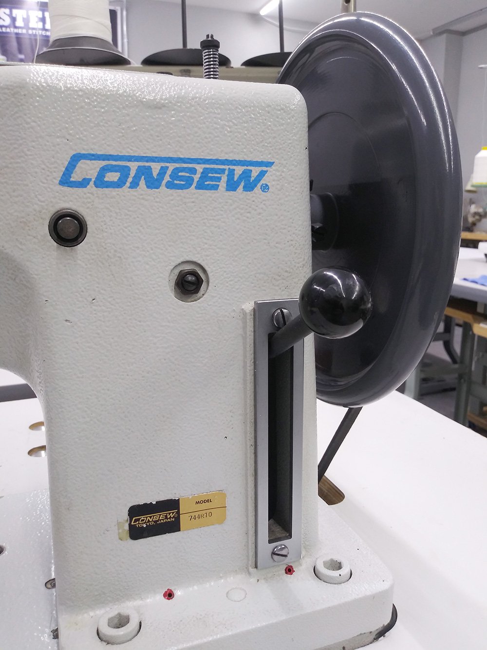 CONSEW 744R-10 Heavy Duty Walking Foot Sewing Machine