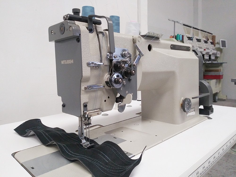 MITSUBISHI LT2-2240 Split Bar Double Needle Sewing Machine