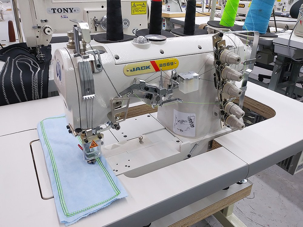 JACK 8569 Coverstitch Sewing Machine with Direct Drive