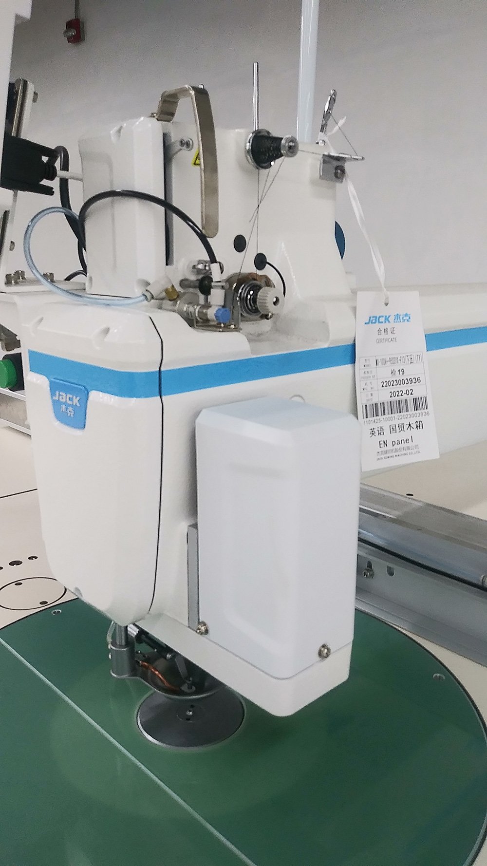 JACK MX-100A Large Field Pattern Sewing Machine