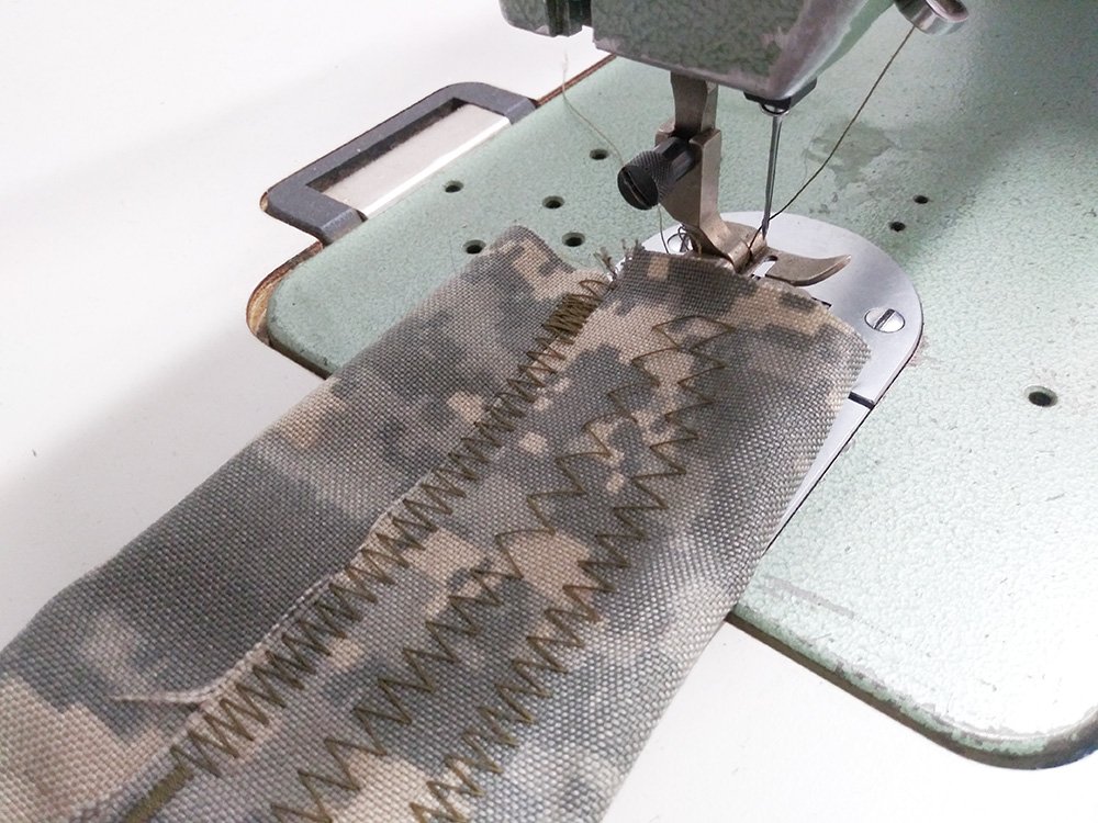 CONSEW 146RB Walking Foot Zig Zag Sewing Machine