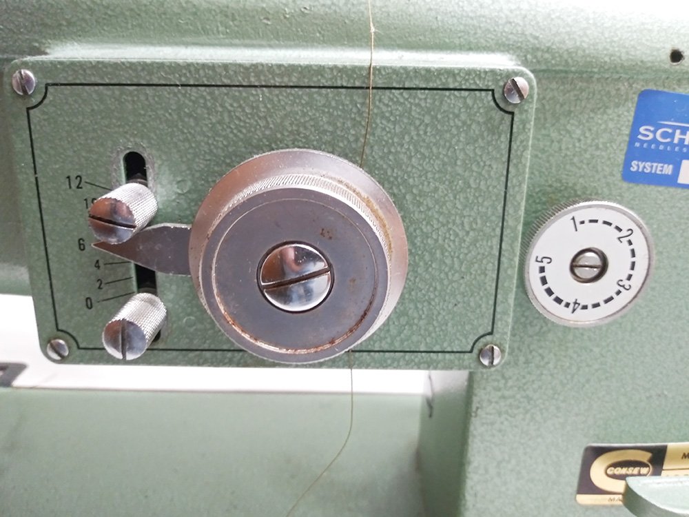 CONSEW 146RB Walking Foot Zig Zag Sewing Machine