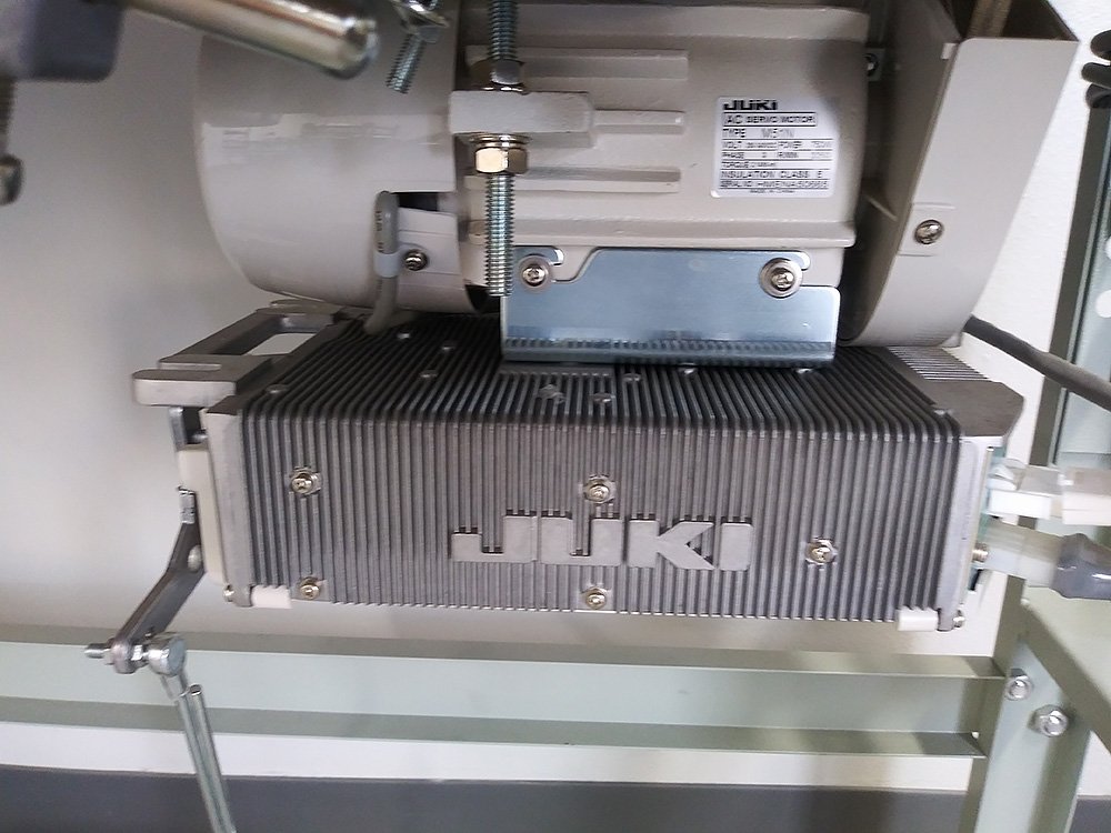 JUKI DU-1181N-7 Automatic Walking Foot Sewing Machine