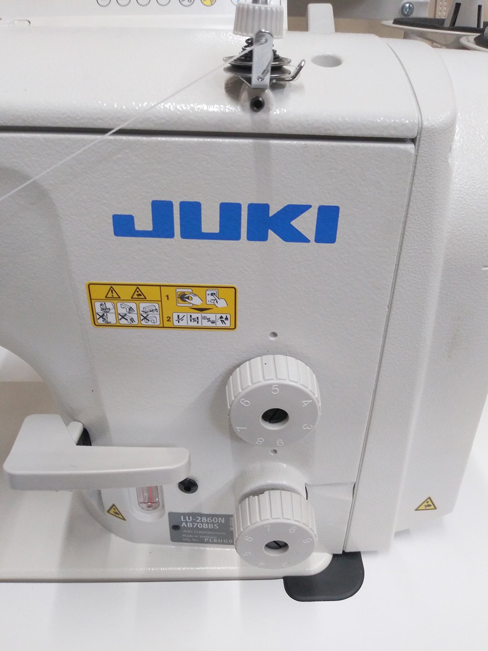 JUKI LU-2860-7 Automatic Double Needle Walking Foot Sewing Machine